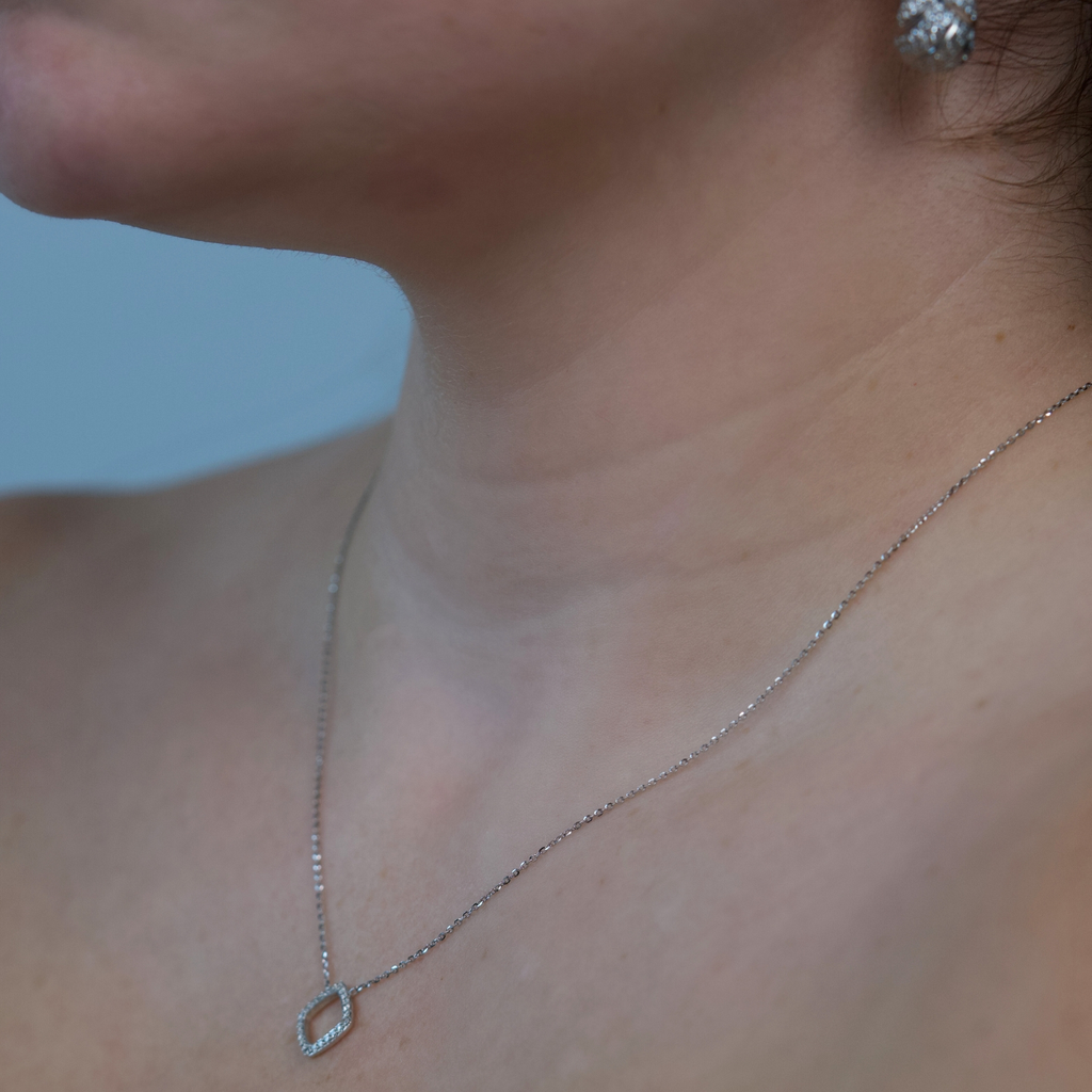 Evelyn Diamond Necklace Model Photo.webp